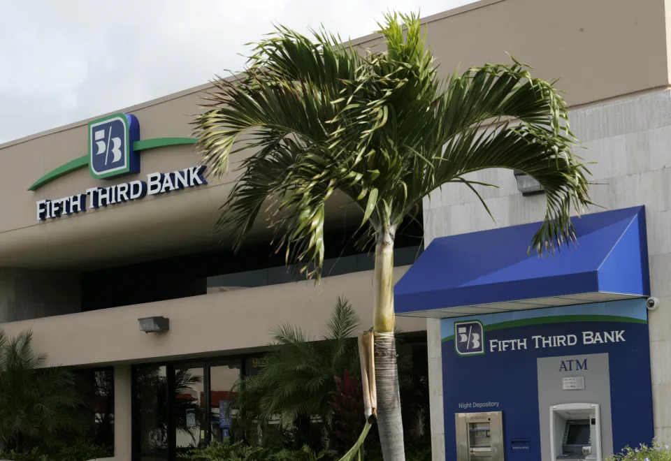 Banks will need more than 1 Fed rate cut to fix the slowest part of their business