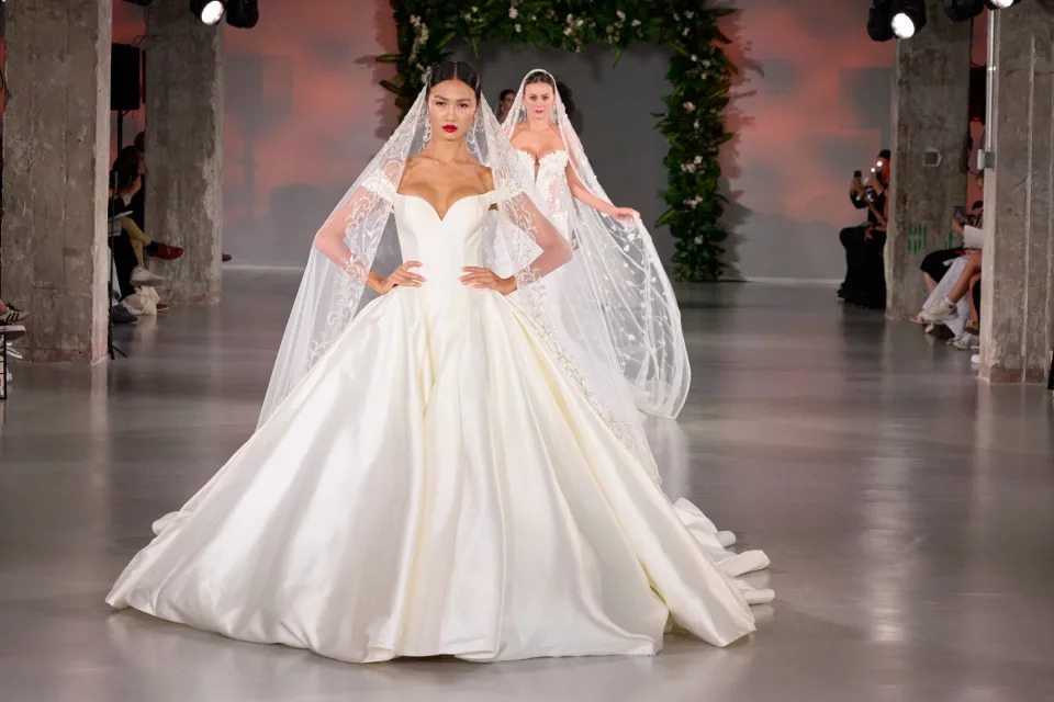 As Brides Seek Full Wedding Wardrobes, National Bridal Market Chicago Returns With Expanded Spring Show