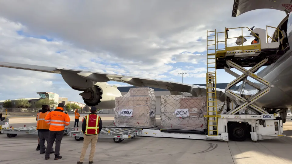 Analysts predict air cargo bull market will cool 50% in 2025