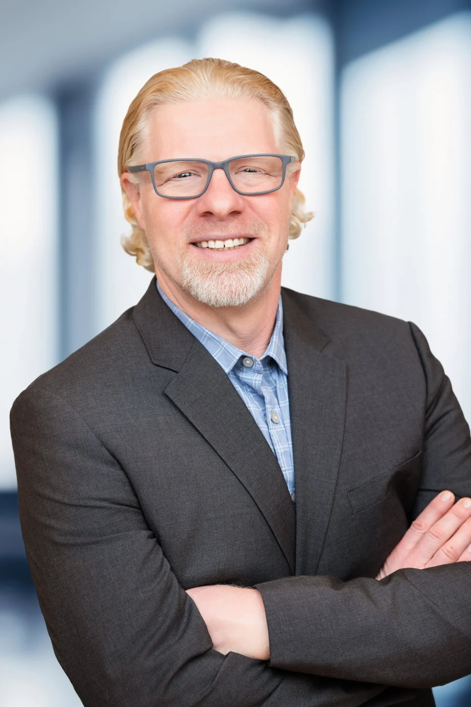 Brand Positioning and Market Strategies for 2025: Experts Weigh In