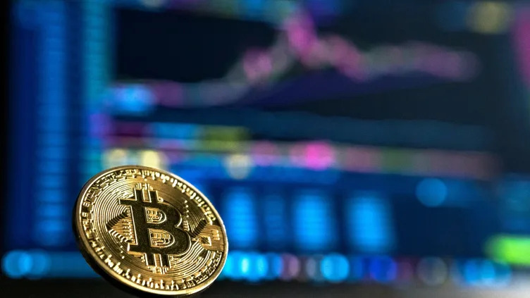 Bitcoin Price Surpasses $100K Without Showing 'Extreme' FOMO Signs—Research