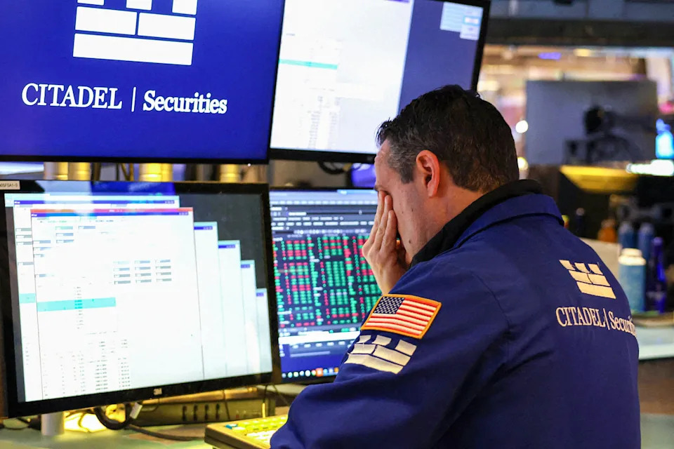 Stocks see second-worst day of the year amid inflation, AI investment concerns