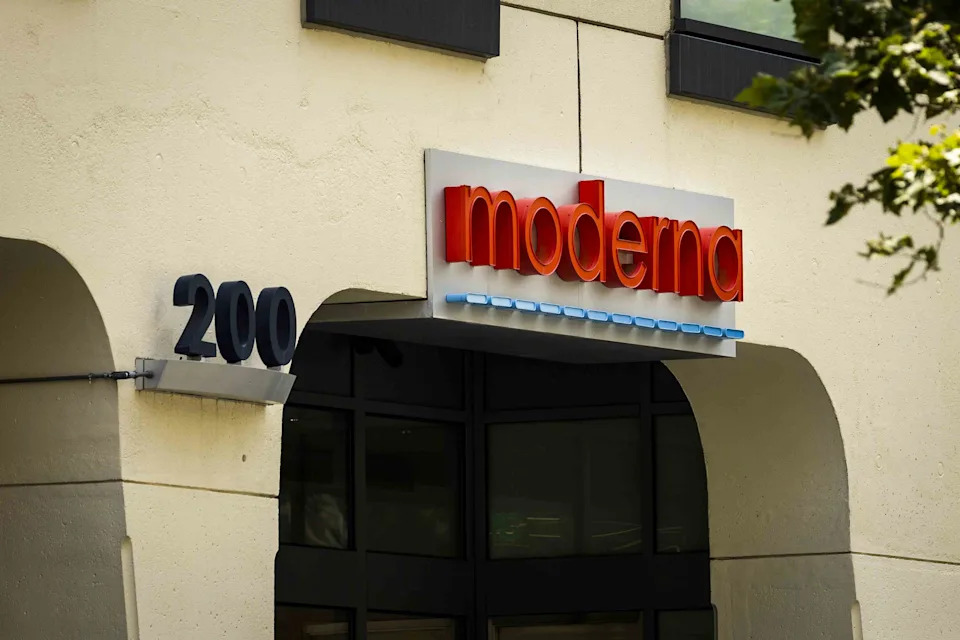 S&P 500 Gains and Losses Today: Moderna Stock Plunges After Resignation of FDA Vaccine Official
