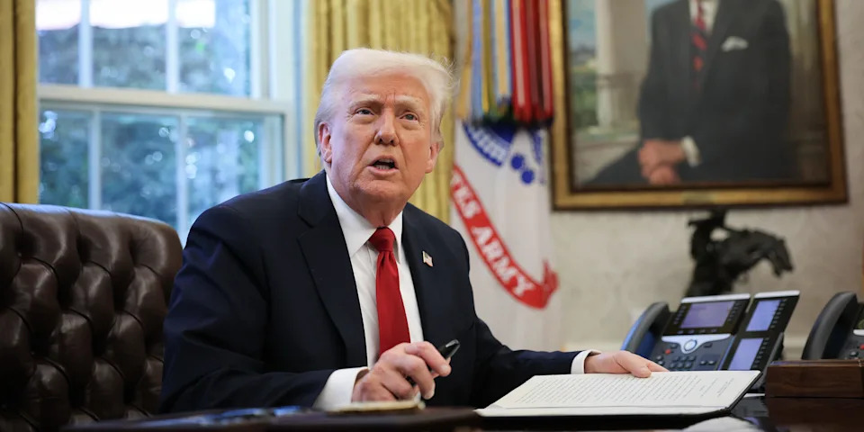 Stocks cap worst quarter in 3 years as investors realize Trump's not in their corner