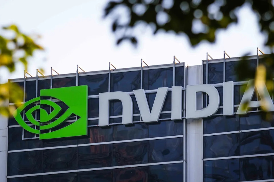 Nvidia, Supermicro Surge as Chip and AI Stocks Rebound From Tariff Rout