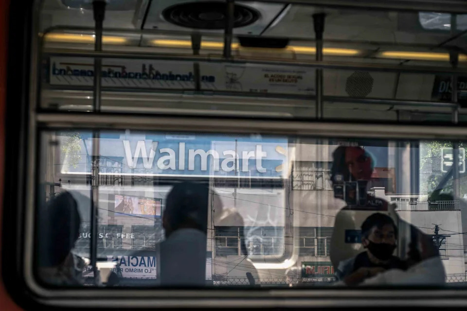 Oppenheimer Cuts Its Price Target on Walmart Stock
