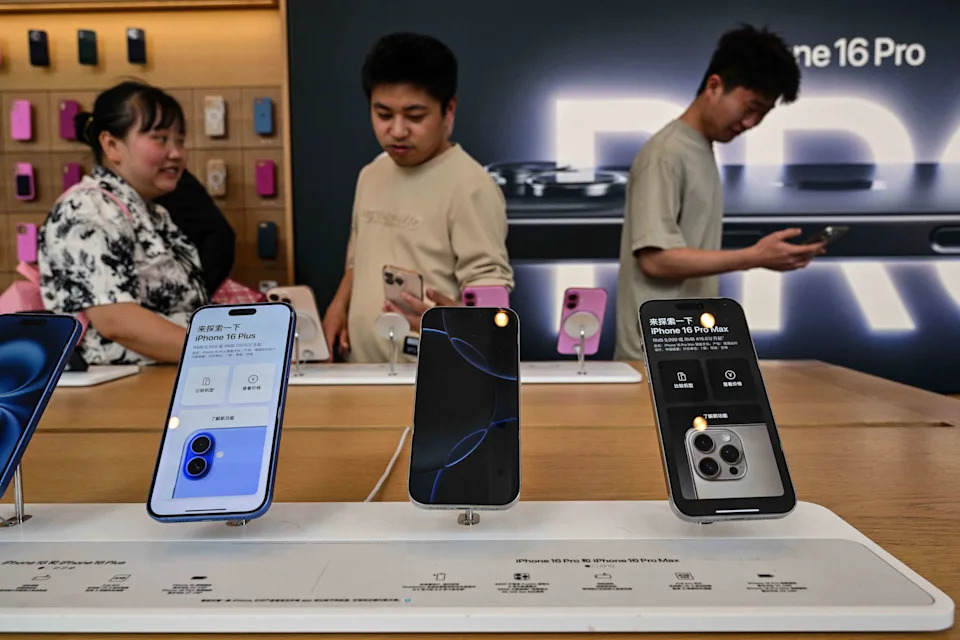 Apple Stock Gets an Upgrade From KeyBanc on Tech Tariff Exemptions