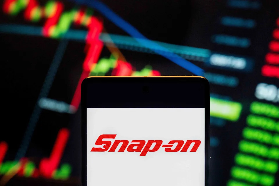Snap-on Stock Sinks as Toolmaker Attributes Soft Q1 Results to 'Uncertainty'