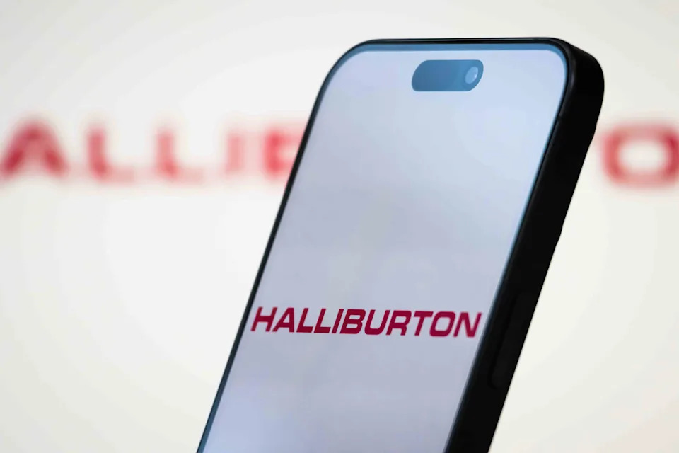 Halliburton Stock Drops as Profit Hit by 'Recent Pressures on the Energy Macro'