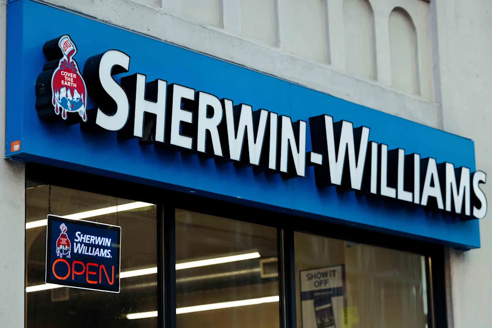 Sherwin-Williams Stock Rises as Firm Benefits From Higher Prices, Lower Costs