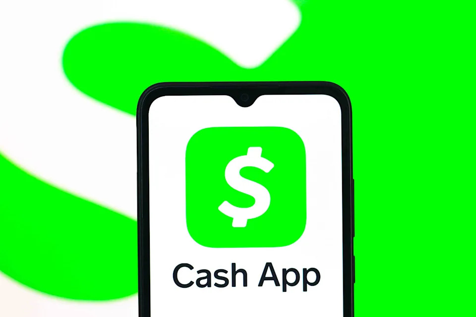 Block Stock Dives as Cash App Parent Takes 'Cautious Stance' Because of Economy