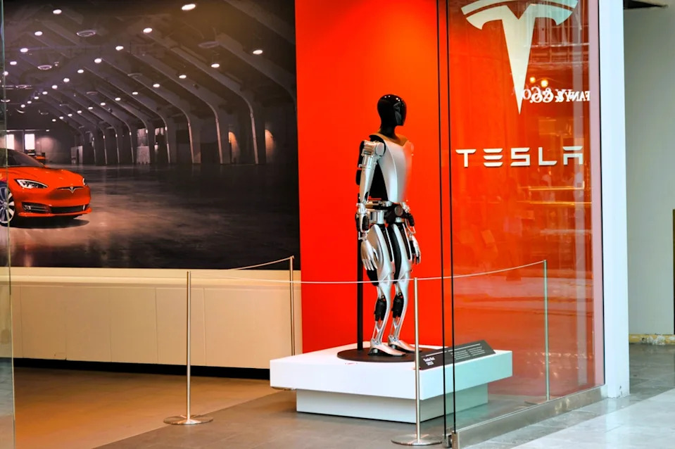 Why Tesla’s Stock Rally Means Its Time to Sell