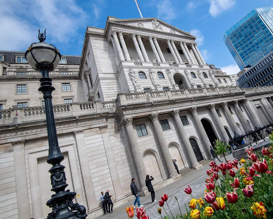 Bigger than expected inflation jump worsens Bank of England dilemma