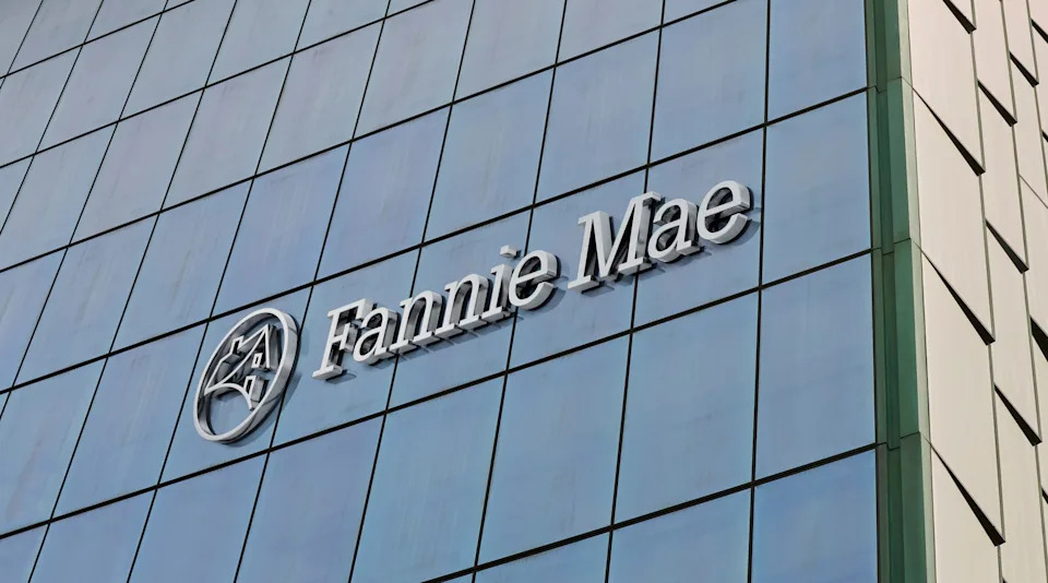 Mortgage rates rise as Trump floats taking Fannie and Freddie public
